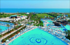 Территория отеля Территория отеля