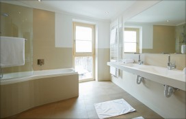 wellapart17.jpg wellapart17.jpg