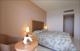 zakantha-2008-0421.jpg zakantha-2008-0421.jpg